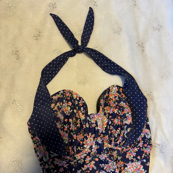 Midnight Grace One Piece Swimsuit – Size 36G, Vintage-Inspired Floral Halter - Picture 3 of 6